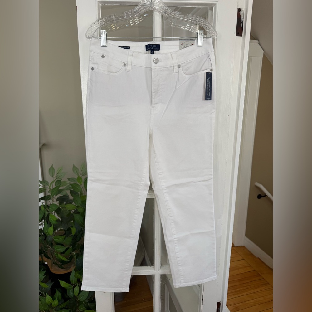 Women’s Talbots Straight Leg Crop Jean